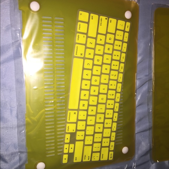 Macbook Air Case - Picture 2 of 4